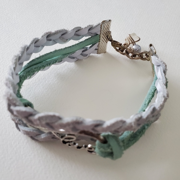 Love Rope Bracelet - Picture 2 of 3